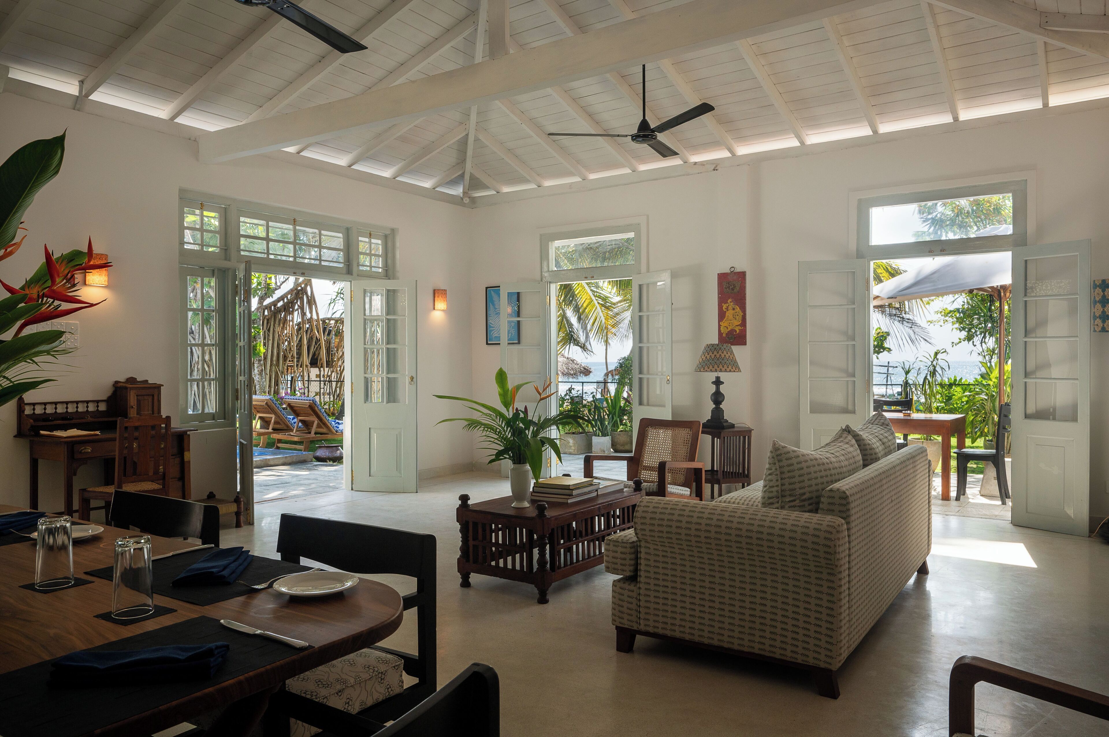 Ropa de cama de alta calidad y minibar (con algunos artículos gratuitos)