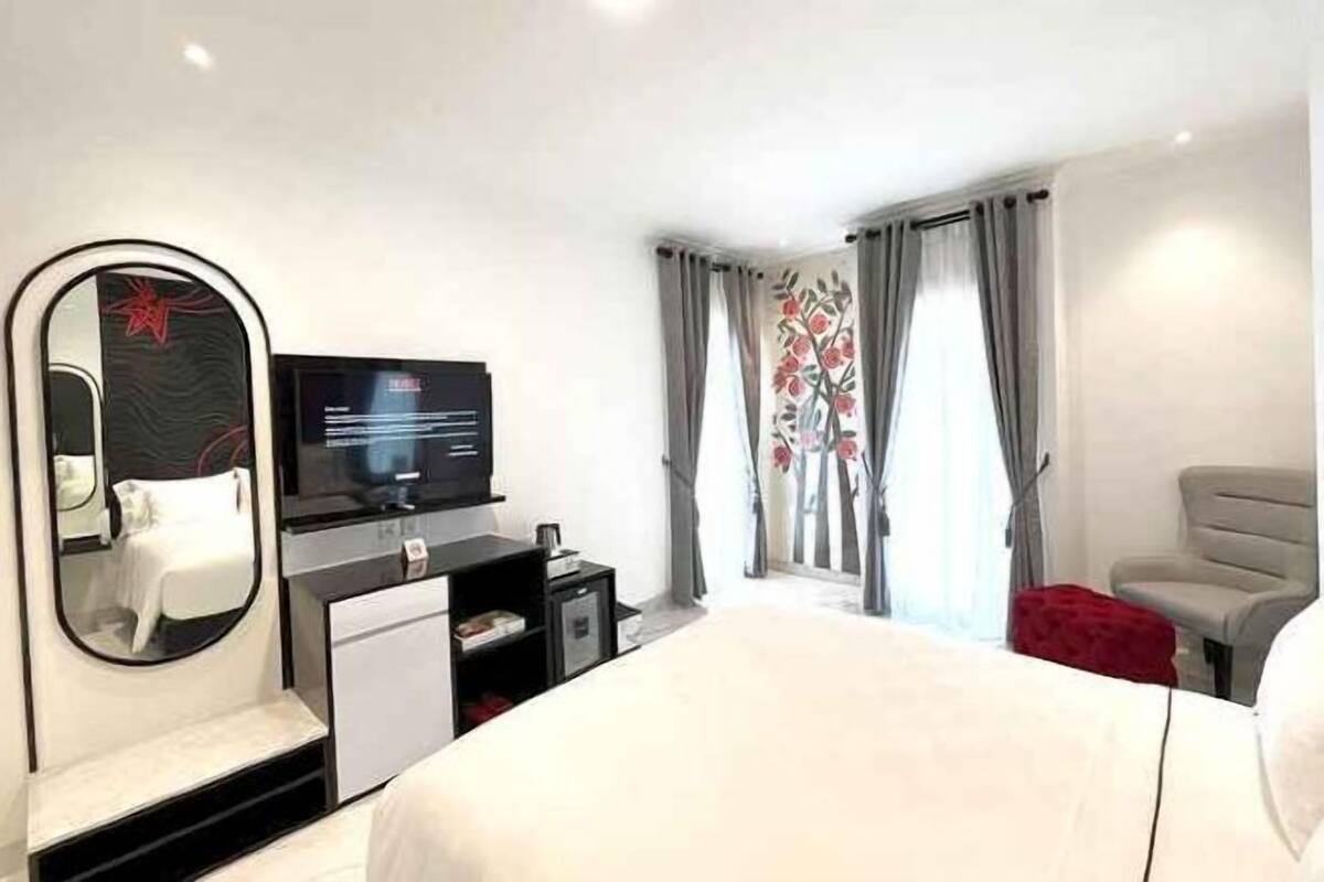 1 makuuhuone, ilmaiset minibaarituotteet, työpöytä