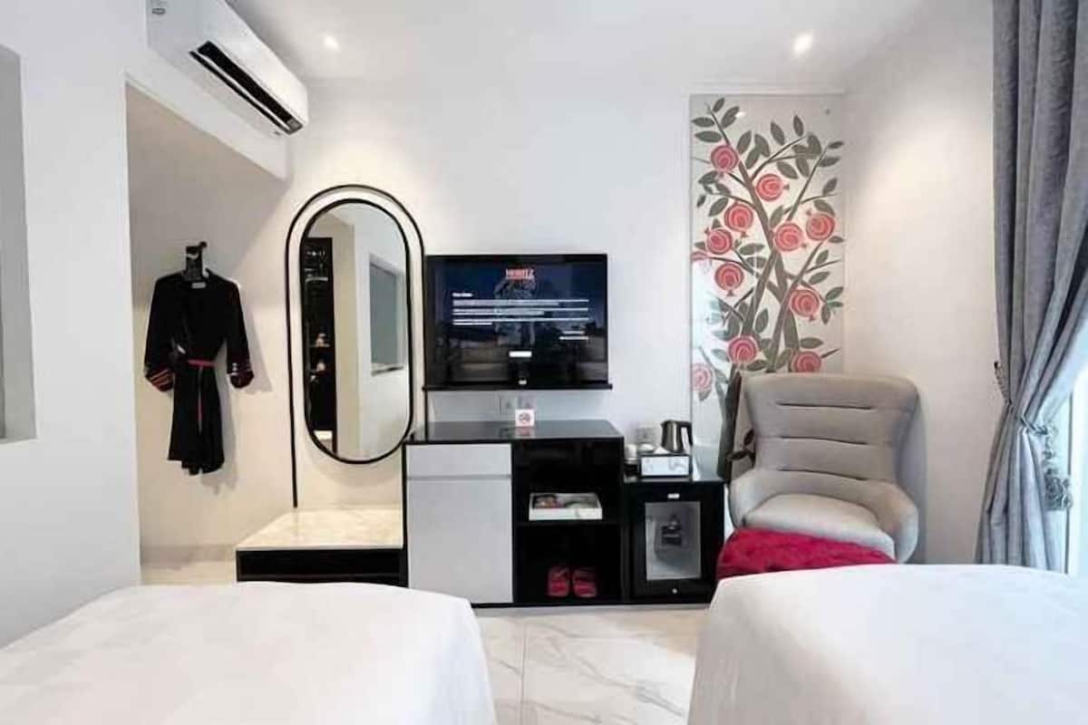 Ilmaiset minibaarituotteet, työpöytä