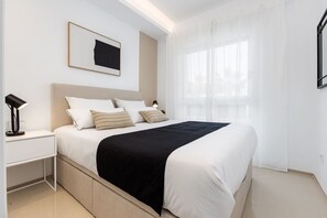 2 slaapkamers, een kluis op de kamer, een strijkplank/strijkijzer