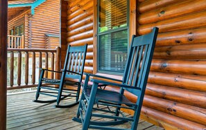 Terrace/patio - Mins to Prkwy! Pool Table + Hot Tub + Arcade (Sevierville)