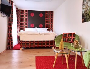 1 bedroom, free WiFi, bed sheets