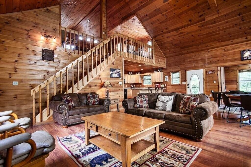 …Huge 3BD RETREAT w/ VIEWS!! …Pool Table…HOT TUB!…