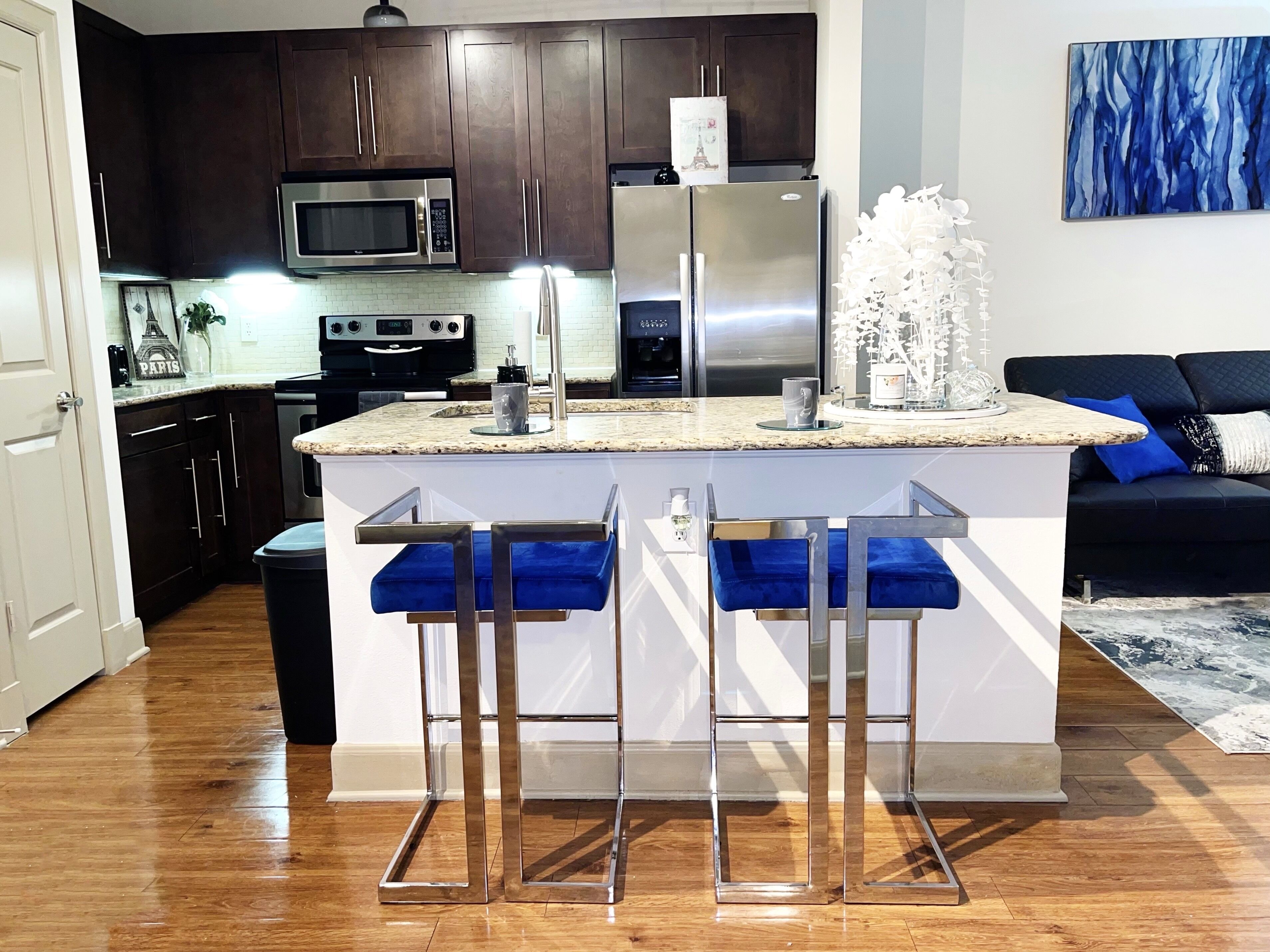 Cozy King suite| RODEO| WALK TO NRG!|Med center