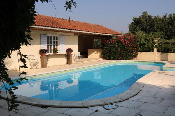 Outdoor pool, a heated pool