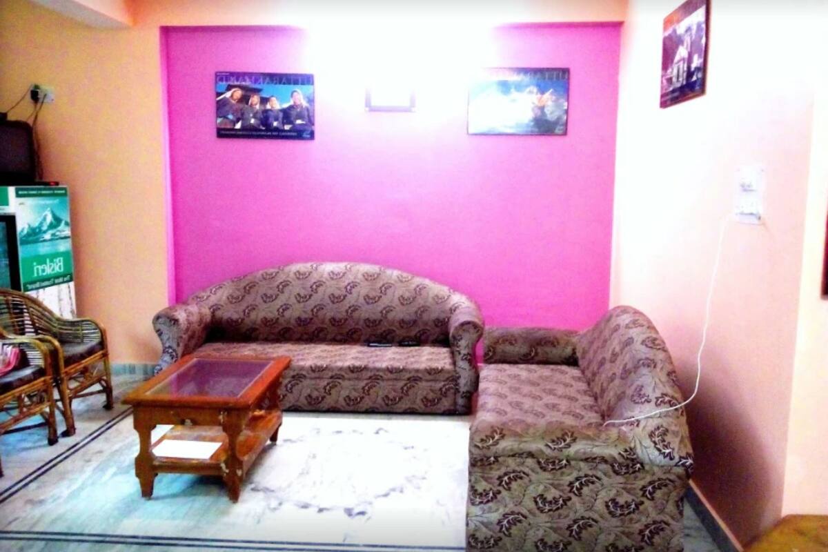 Deluxe Double Room, Multiple Bedrooms, Non Smoking, City View | WiFi (free), bed sheets