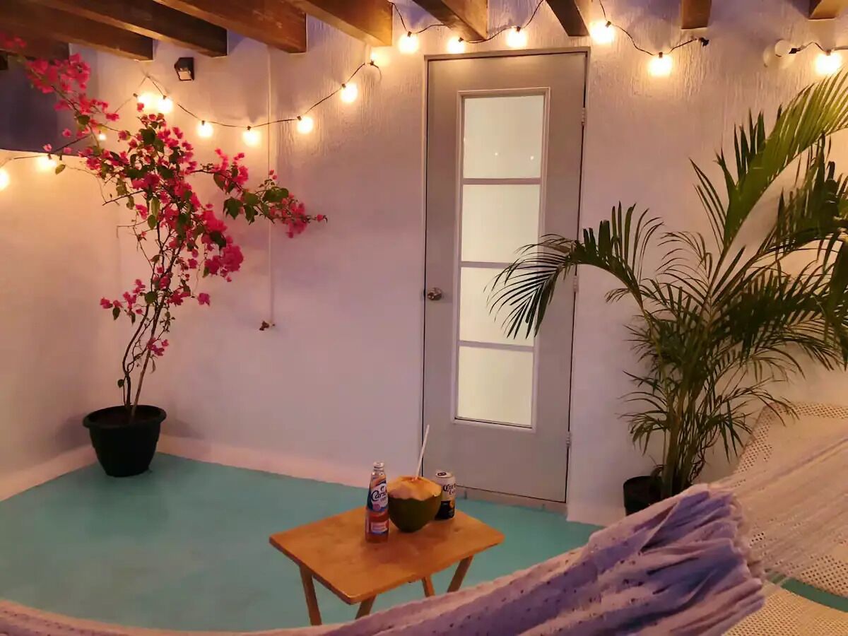 Casita Mora - Renovated house 3BR/4BA/AC