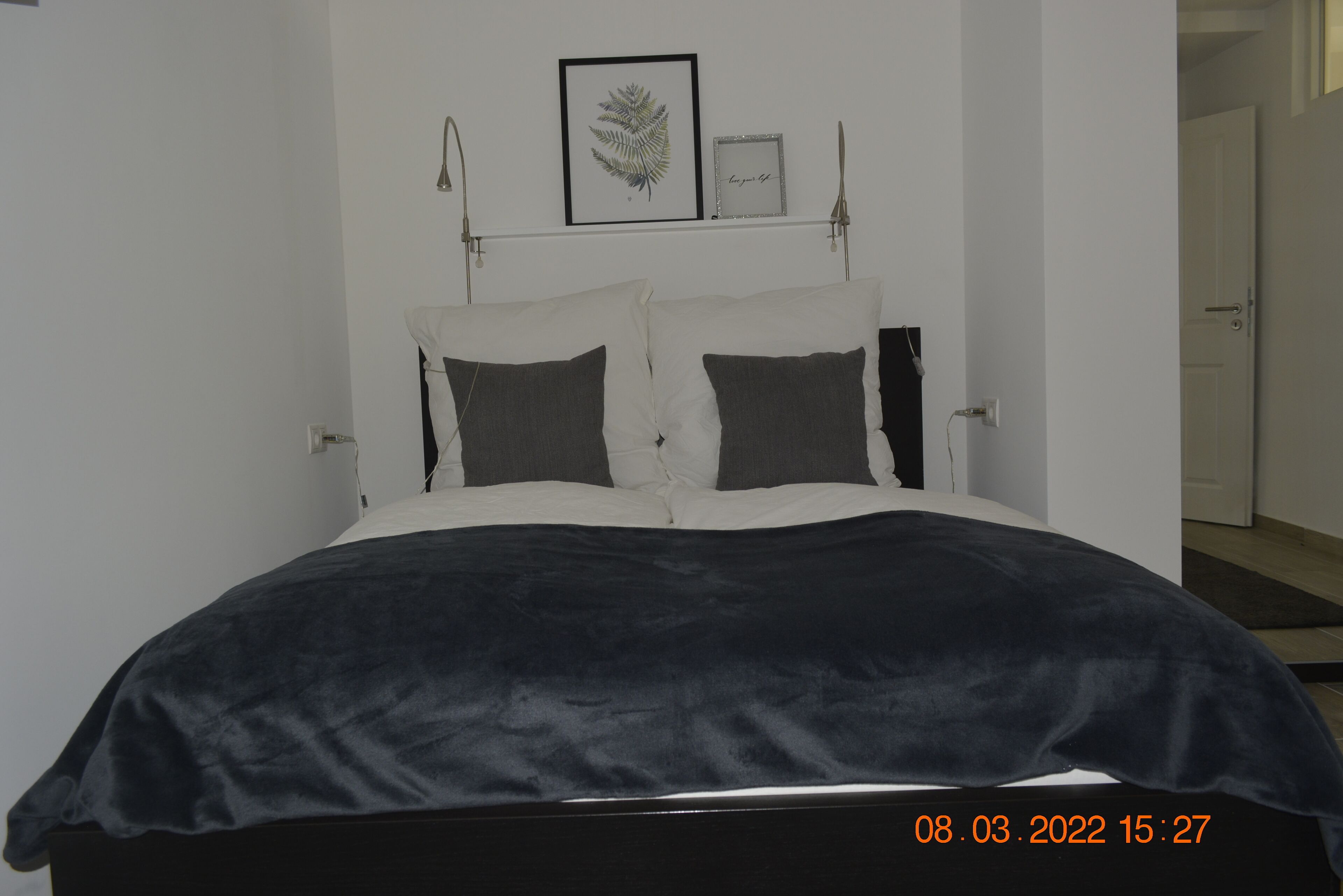 cozy newly built basement holiday home.  Close to town and yet idyllic