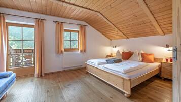 2 bedrooms, free WiFi, bed sheets