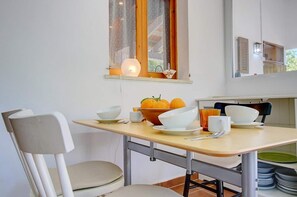 Dining - Villa Ca Na Margalida with Mountain View, Pool, Garden & Wi-Fi (Campanet)