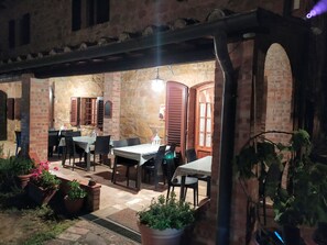 Outdoor dining - Exclusive Rental for Families or Groups in the heart of Tuscany (Montaione)