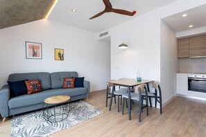 Deluxe Penthouse, 1 Bedroom, Terrace, City View | Dining room - Caleyro Boutique Apartments - Parking incluido (Fuengirola)