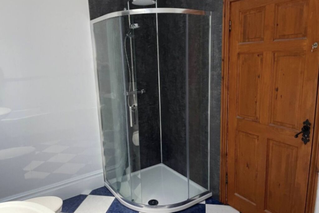 Luxury Cottage In Rural But Still Convenient Location