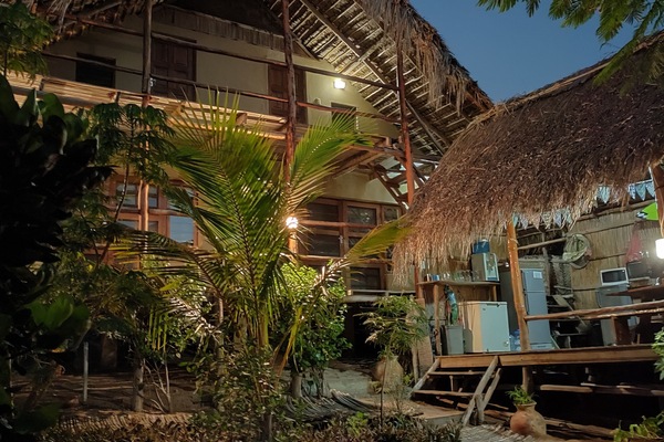 Welcome to Casa Surf Lodge, Tofo Beach, Inhambane, Mozambique!