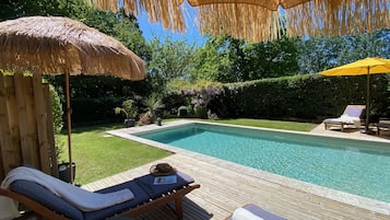 Piscine extérieure, piscine chauffée