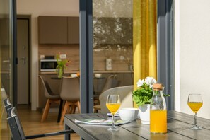 Dining - Villa Dora - Apartment 2 "Gold" with terrace and barbecue (Pula)
