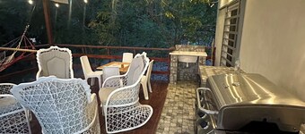 Jarabacoa Mountain view modern Cabaña with pool 3 bedroom