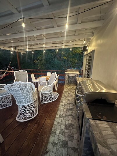 Jarabacoa Mountain view modern Cabaña with pool 3 bedroom