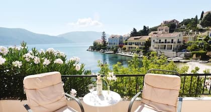 Villa Ireni Waterfront - Fiskardo