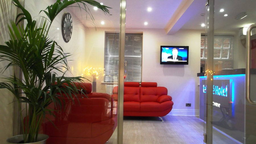Ville Hotel
