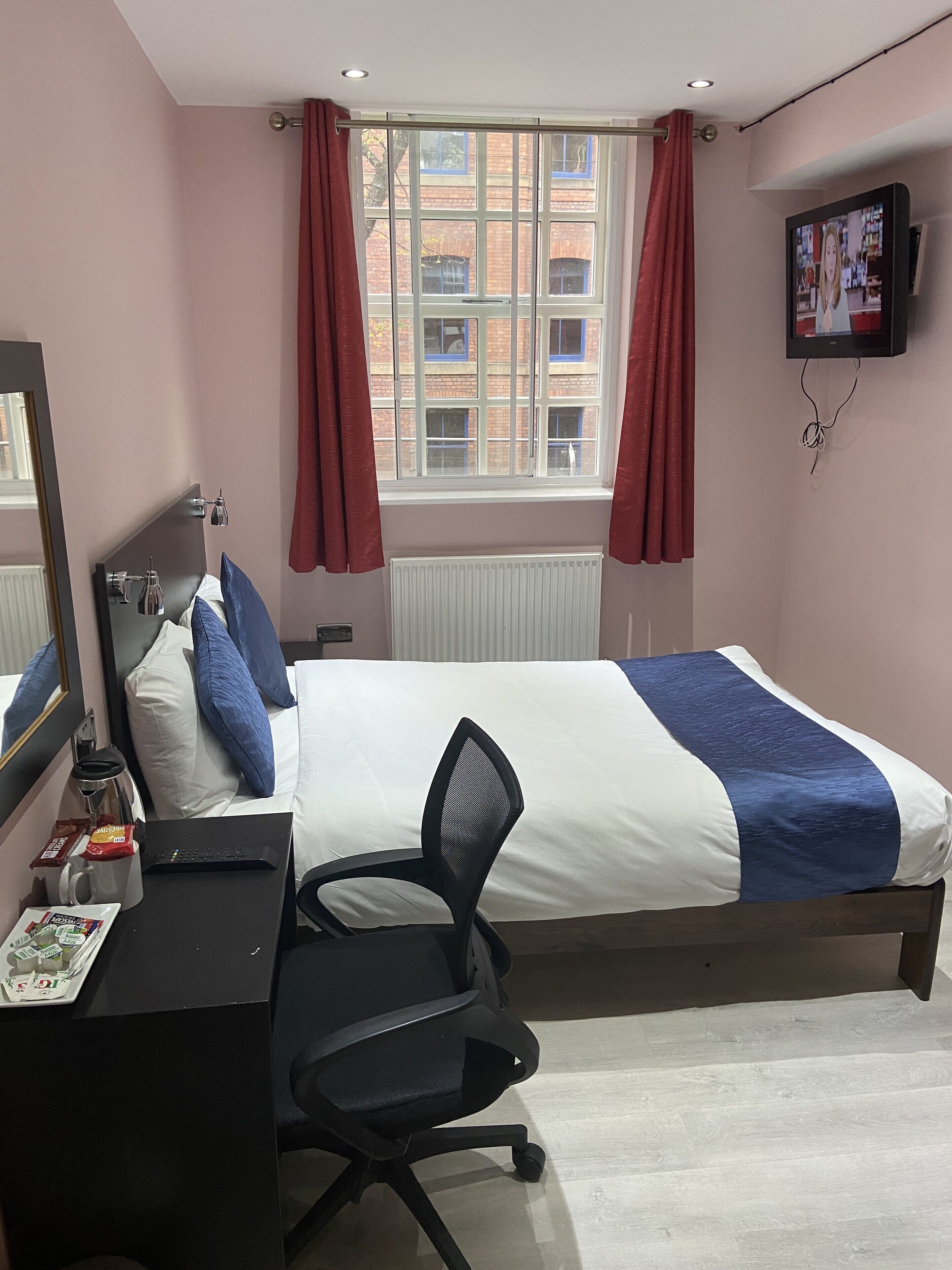 Photo - Ville Hotel