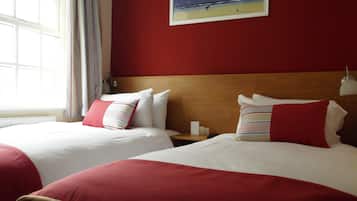 Standard Twin Room | Hypo-allergenic bedding, desk, laptop workspace, iron/ironing board