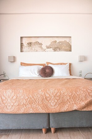 Luxury Studio | In-room safe, blackout drapes, free WiFi, bed sheets - Esperanto  (Platanias)