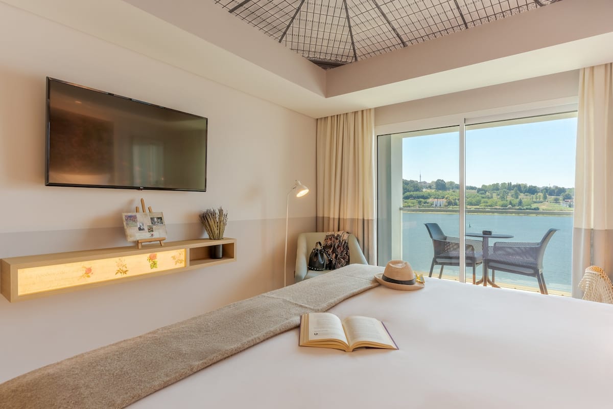 1 Schlafzimmer, Minibar, Zimmersafe, Schreibtisch
