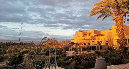 Maisonette with terrace in riad with swimming pool and farmhouse