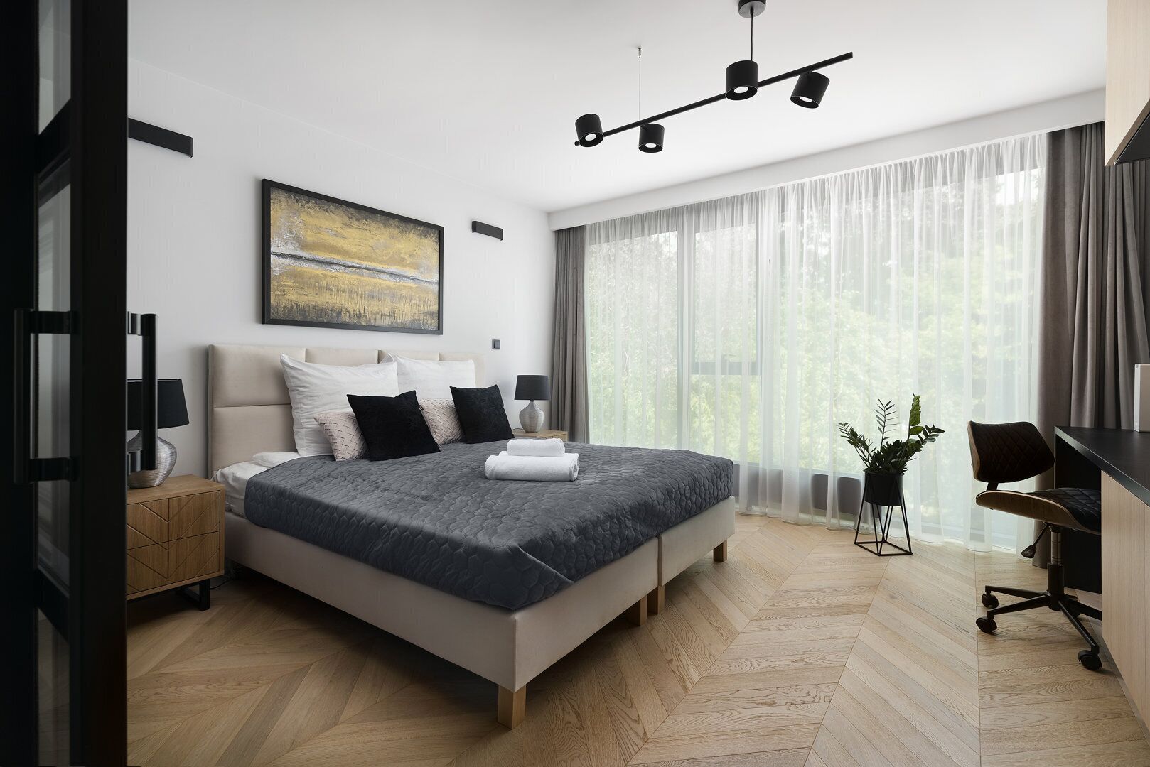 Easy Rent Apartments - GOLD 36