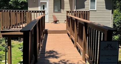 This apartment is a 0 bedroom(s), 1 bathrooms, located in Morgantown, WV.