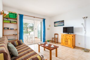 TV, ping pong - 3 bedroom apartment in Son Parc - 43 (Son Parc)