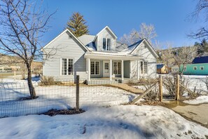 Exterior - 'Dolorable' Home w/ Yard - Walk to River! (Dolores)