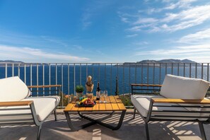 Comfort Twin Room | Terrace/patio