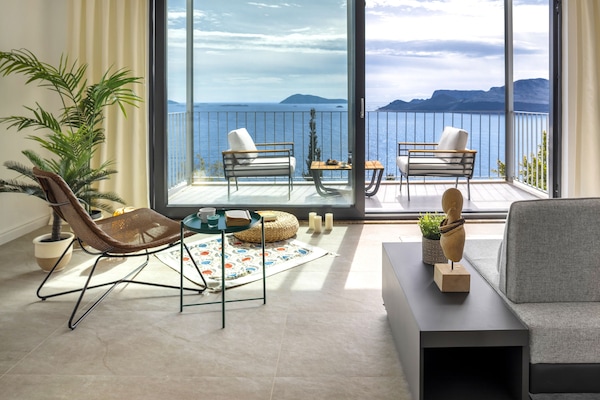 1 bedroom, Egyptian cotton sheets, premium bedding