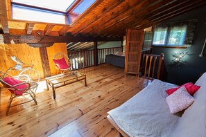 3 bedrooms, desk, iron/ironing board, travel cot - Spectacular Rural Suit 15 min from Bilbao (Arrankudiaga)