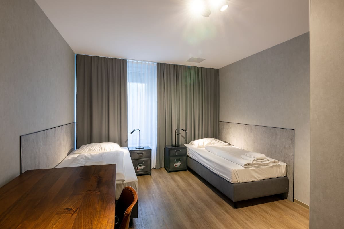 Hostel Twin Room | Desk, blackout curtains, free WiFi, bed sheets