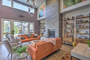 TV, fireplace, books, stereo