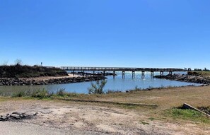 Miscellaneous - Budget Friendly Beach Pad for Sand, Surf, Fishing! (Surfside Beach)