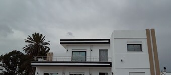 New house 5mm from the beach and 2 min from Djerba town center.