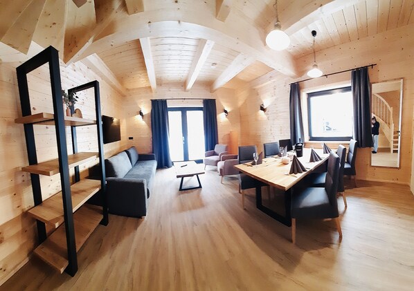 81-cm TV with digital channels, Netflix, heated floors - Alpenchalet Nassfeld (Hermagor-Pressegger See)