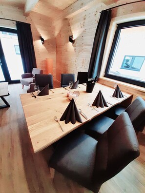 81-cm TV with digital channels, Netflix, heated floors - Alpenchalet Nassfeld (Hermagor-Pressegger See)