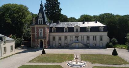 Charming estate just 1h30 from Paris