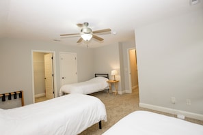 4 chambres, Wi-Fi gratuit, draps fournis