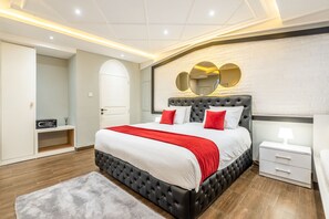 3 habitaciones, tabla de planchar con plancha y wifi gratis 