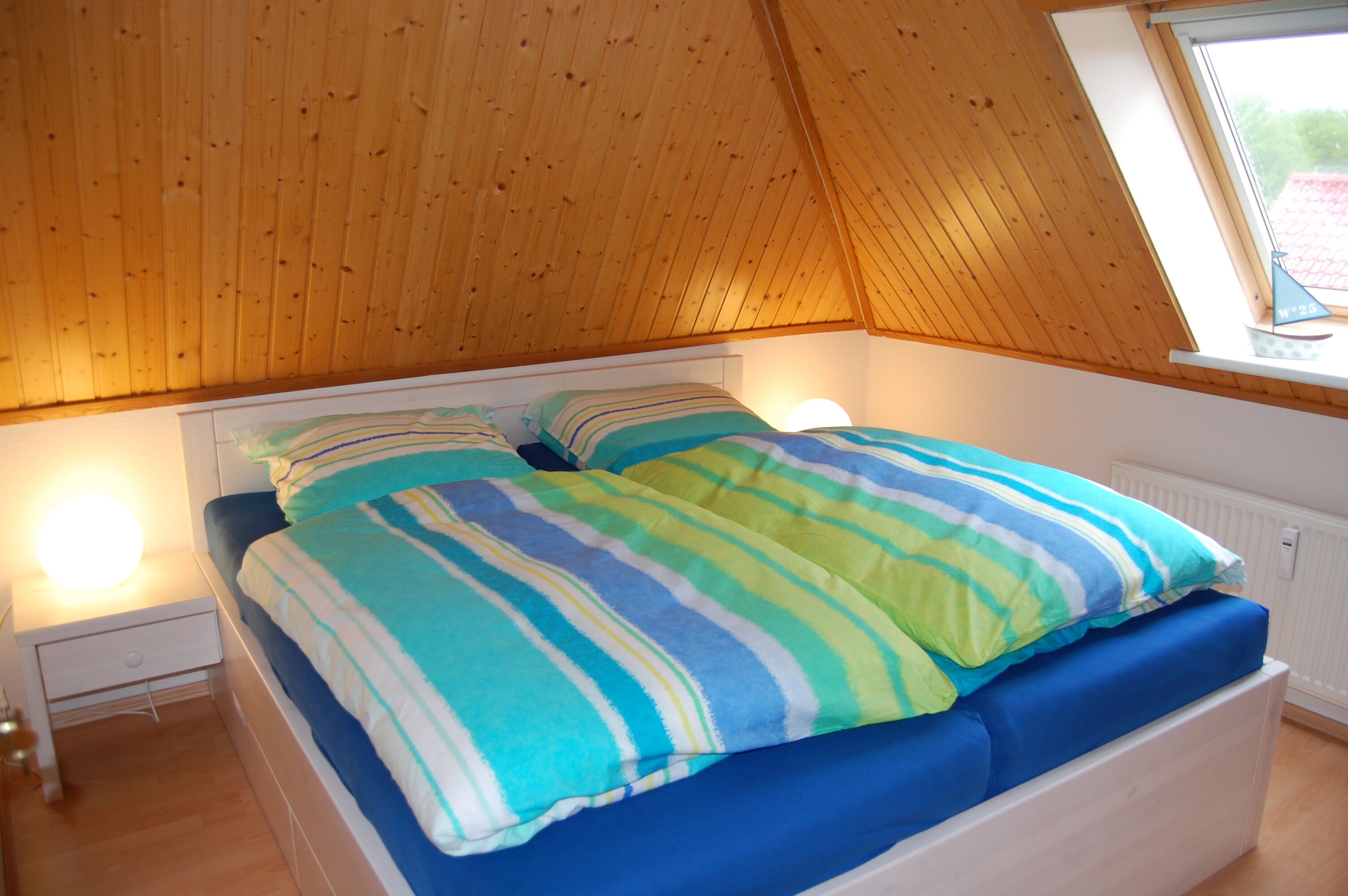 2 Schlafzimmer, Reisekinderbett, kostenloses WLAN