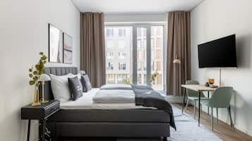 Suite M | 1 slaapkamer, een bureau, gratis wifi, beddengoed