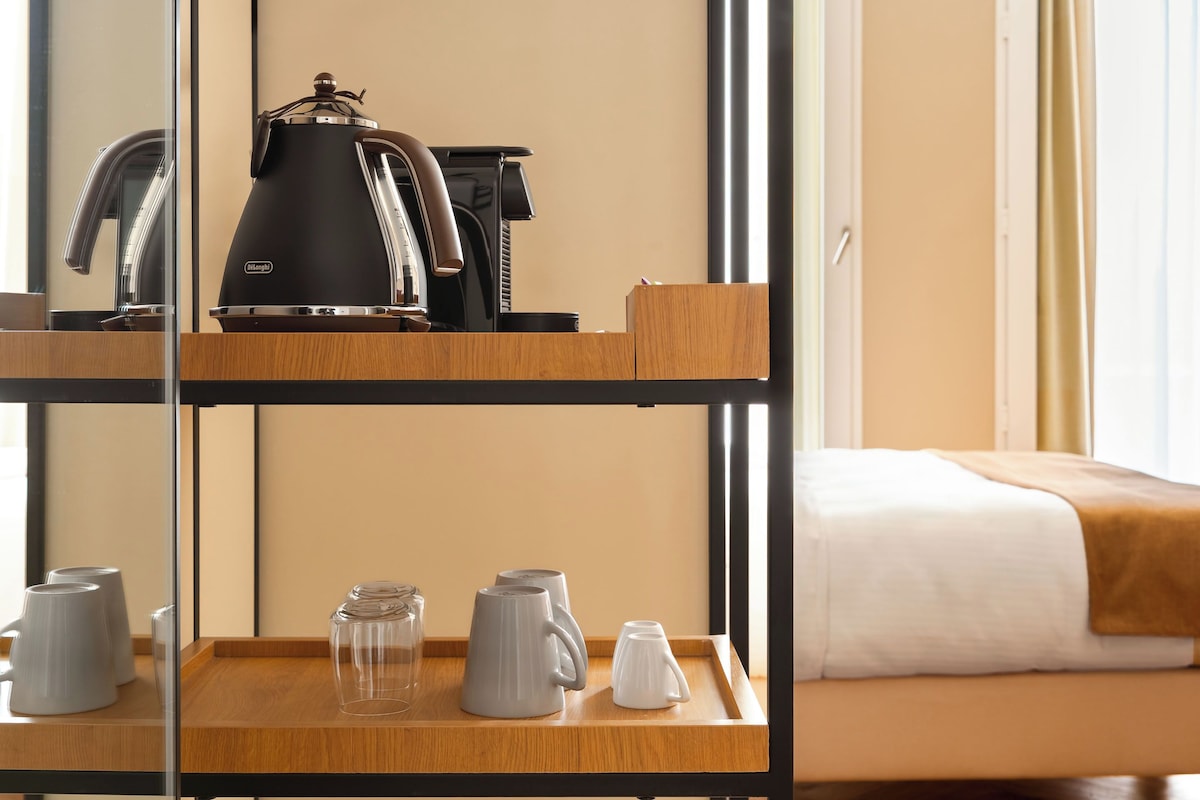 1 bedroom, desk, blackout curtains, free WiFi