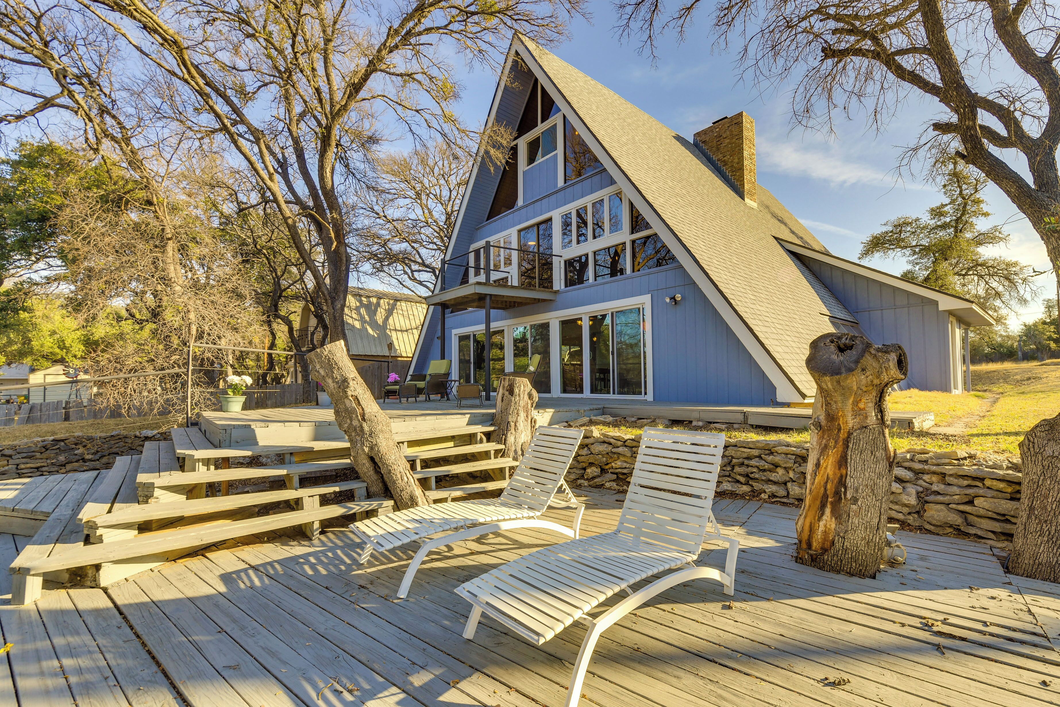 Warm A-Frame Cabin w/ Dock on Lake Brownwood!