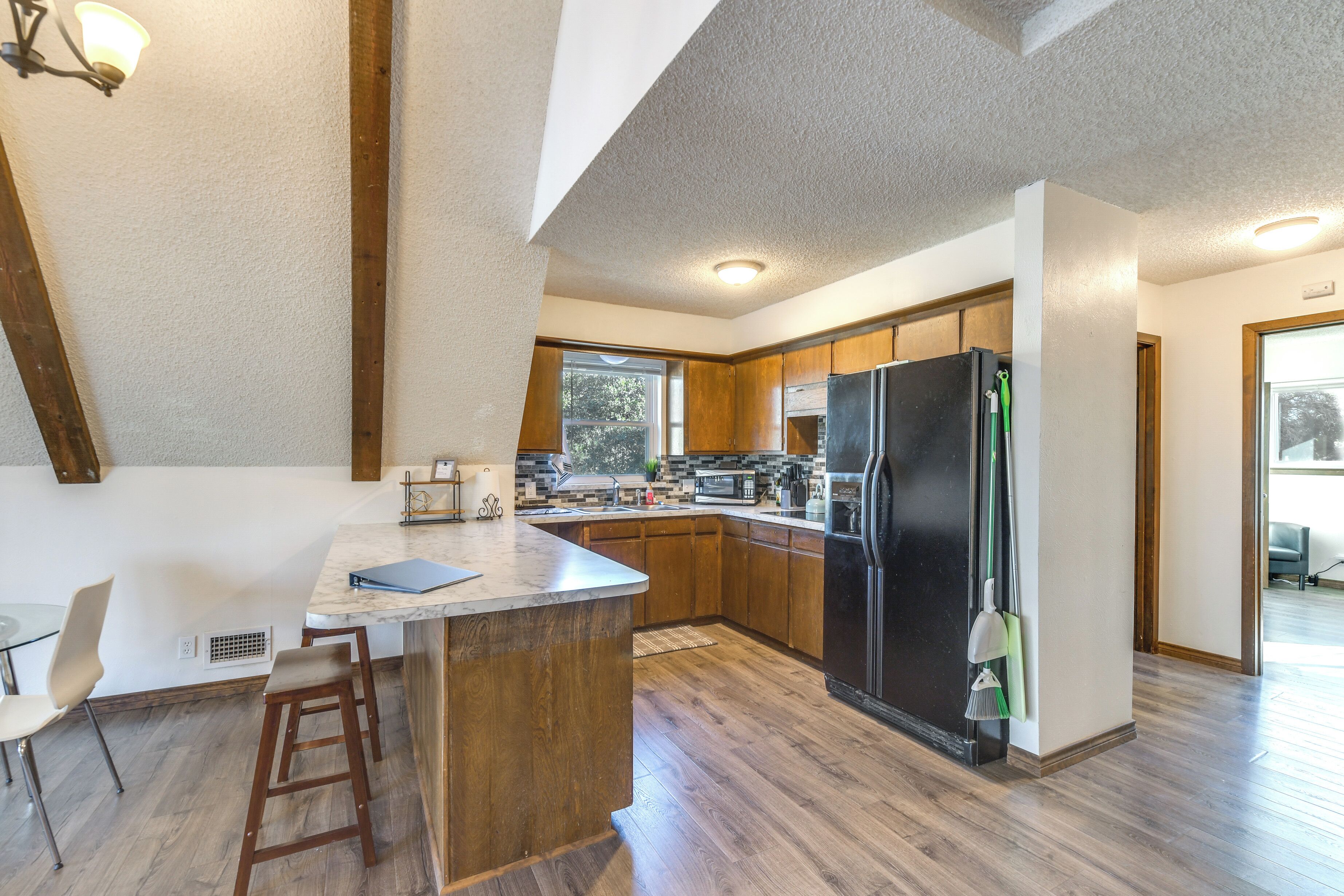 Warm A-Frame Cabin w/ Dock on Lake Brownwood!